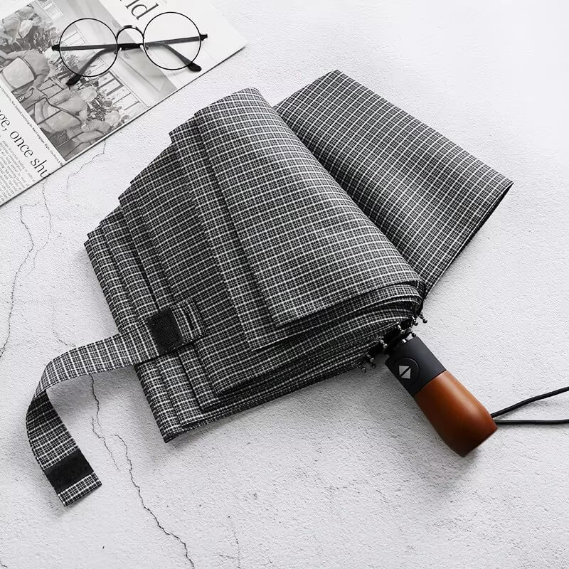 Klassinen Houndstooth-ruudullinen taitettava sateenvarjo
